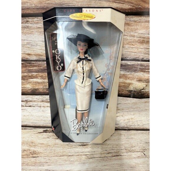 RARE VINTAGE FACE VERSION SPRING IN TOKYO BARBIE DOLL 1998 MATTEL 23499 NRFB